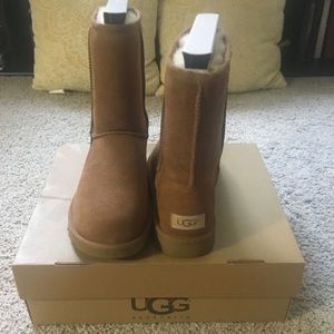 Brand new UGG boots size 8